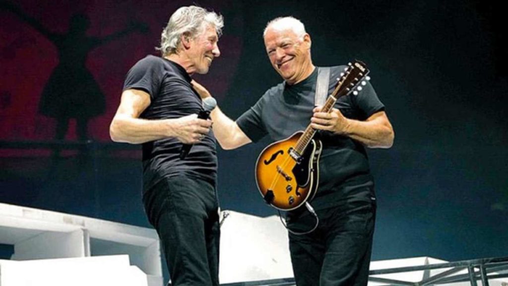 David Gilmour revela cuál es la letra más peculiar de Roger Waters en la historia de Pink Floyd.