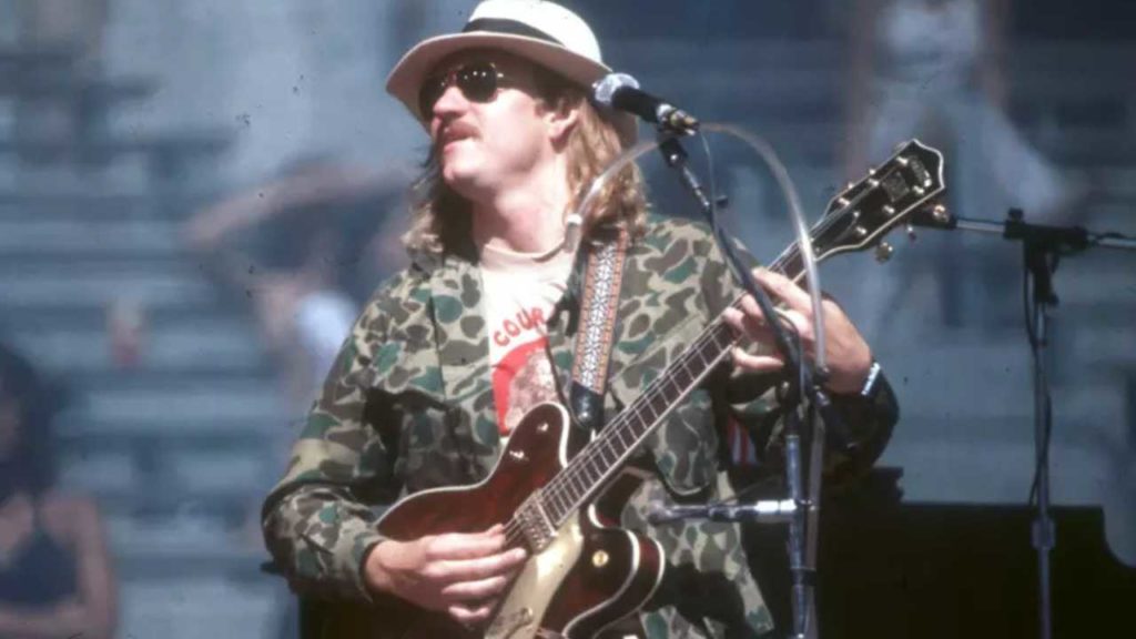 El guitarrista de los Eagles comparte los desafíos técnicos que ha enfrentado la banda al tocar en el impresionante recinto de Las Vegas.
