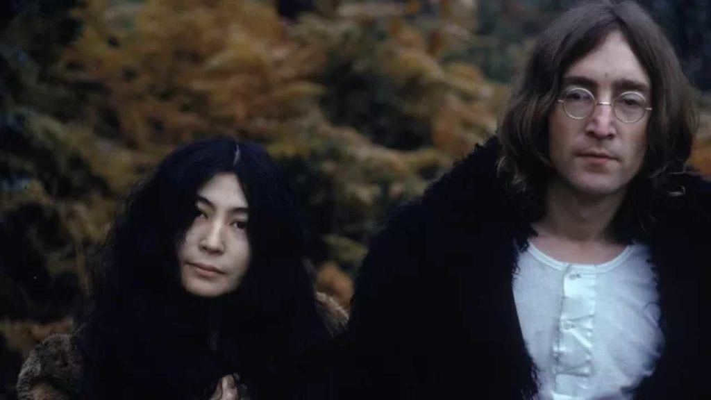 Un nuevo libro destapa detalles sobre la vida y decisiones de John Lennon, mientras Yoko Ono recuerda las advertencias que recibió.