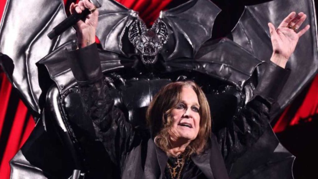 Ozzy Osbourne, ingresa al Salón de la Fama del Rock & Roll, consolidando su legado como uno de los más grandes del rock.