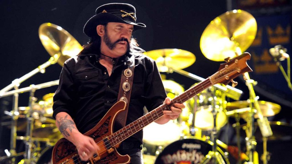 Las cenizas del líder de Motörhead descansarán para siempre en su club de striptease favorito, un homenaje a su vida salvaje y rockera.