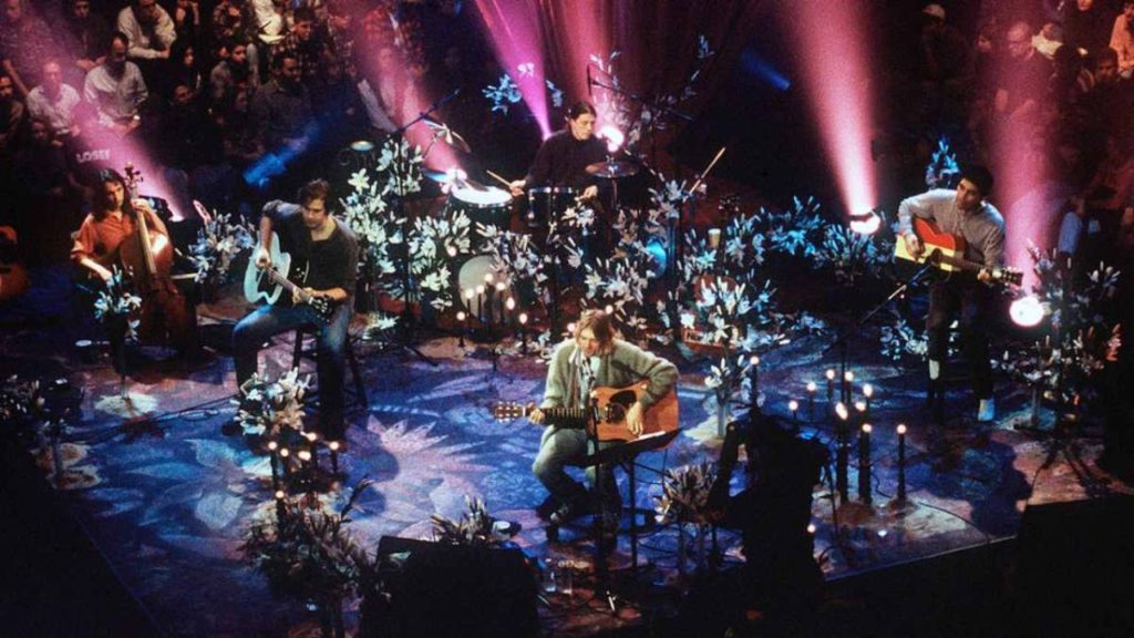 El 18 de noviembre de 1993, Nirvana nos regaló una noche mágica que redefinió el grunge y el formato unplugged.
