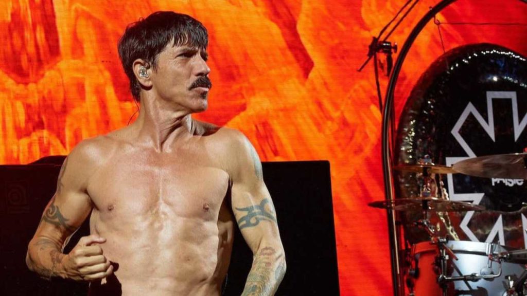 Anthony Kiedis celebra su cumpleaños recordando una vida marcada por la música, los excesos y una constante evolución.