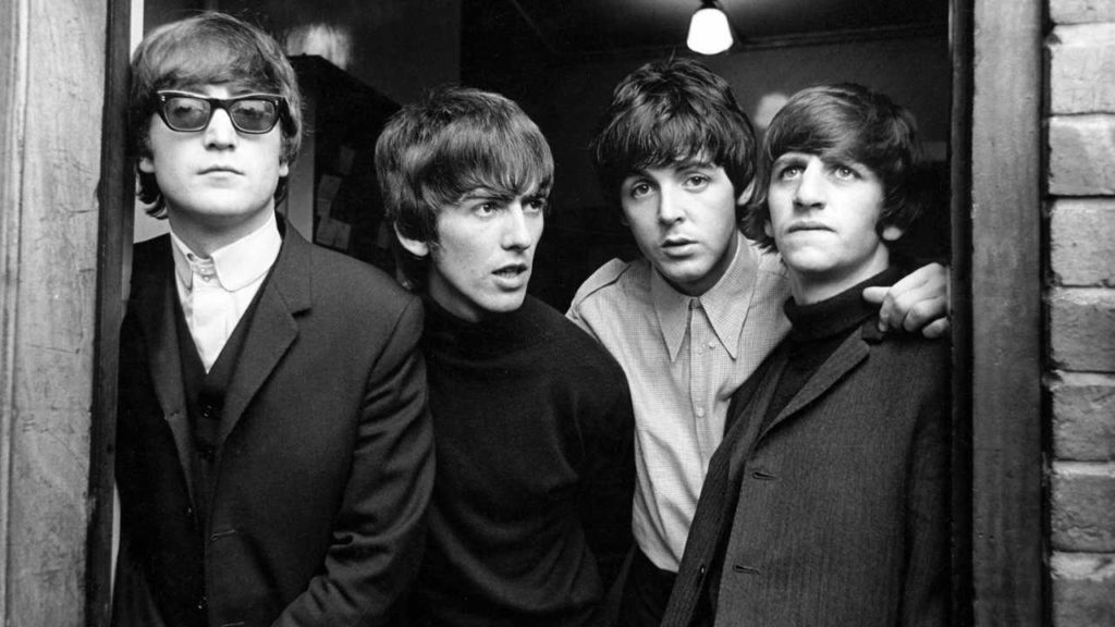 The Beatles también exploraron proyectos más personales, dando lugar a canciones únicas donde no todos los miembros participaron.