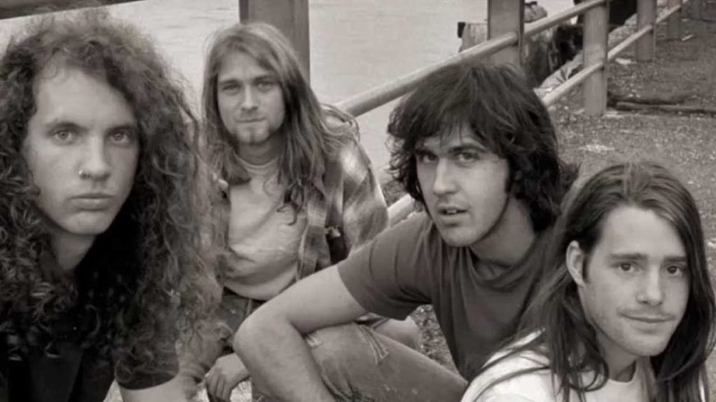 En el 35 aniversario de su grabación, "Bleach" sigue siendo el legado inicial de Nirvana, el disco que dio forma al grunge.