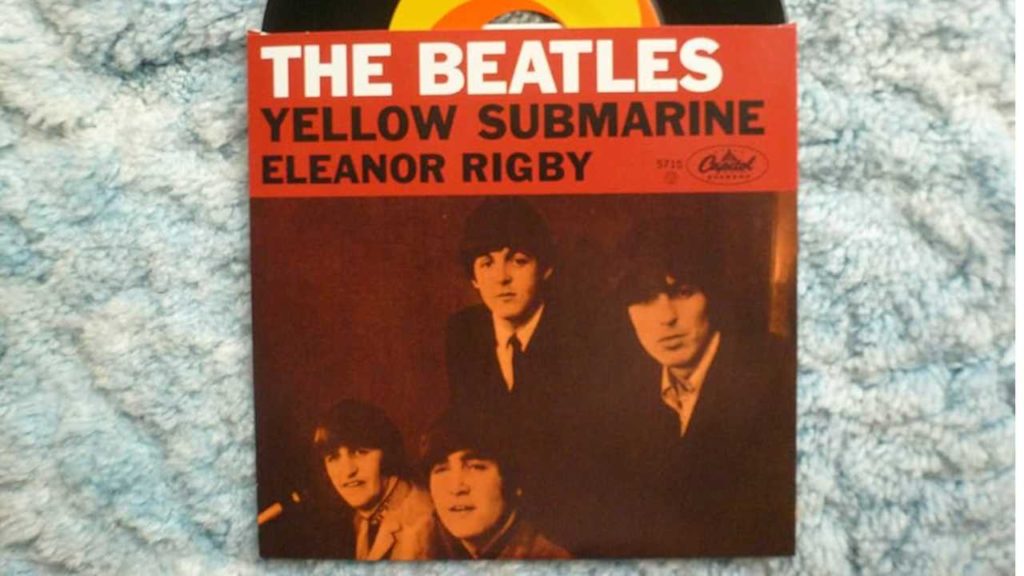La grabación de "Eleanor Rigby" de The Beatles, dejó a algunos músicos horrorizados por las innovadoras técnicas de producción de George Martin