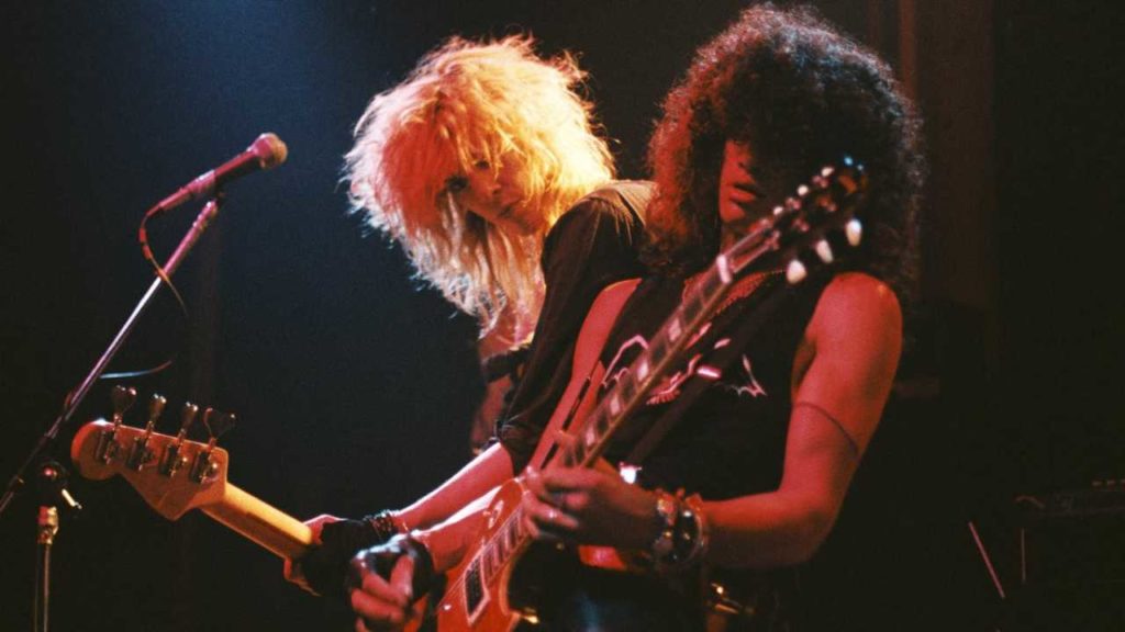 Las leyendas de Guns N' Roses "Slash y Duff McKagan", junto al CEO de Gibson, lanzan "I Can Breathe"
