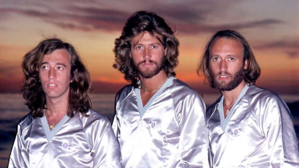 Los Bee Gees: La clave detrás del éxito de Saturday Night Fever