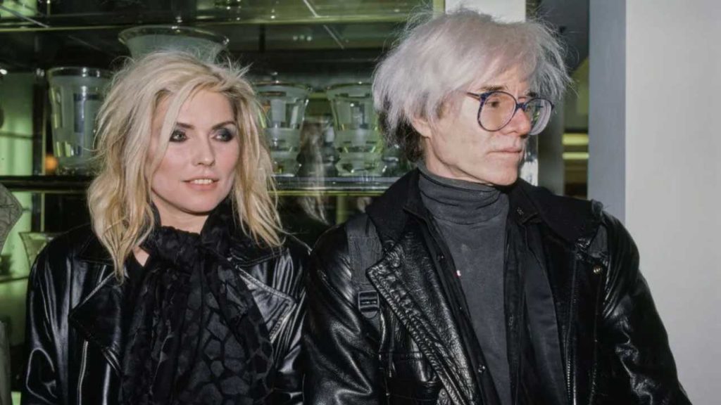 Debbie Harry, la icónica líder de Blondie reflexiona sobre su vida, su carrera y su decisión de no formar una familia
