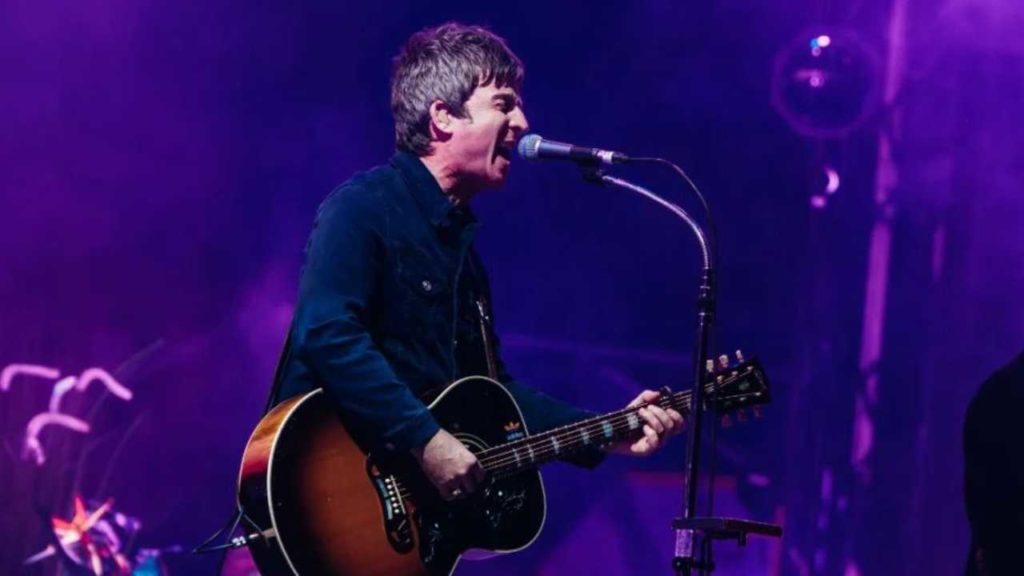 Noel Gallagher revela que desea tocar la guitarra como su ídolo y admira la habilidad de otro legendario músico