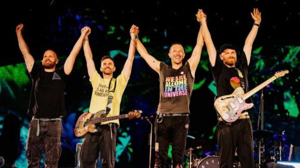 Coldplay presenta una película experimental que acompaña a su álbum "Moon Music", fruto de la colaboración de artistas de todo el mundo