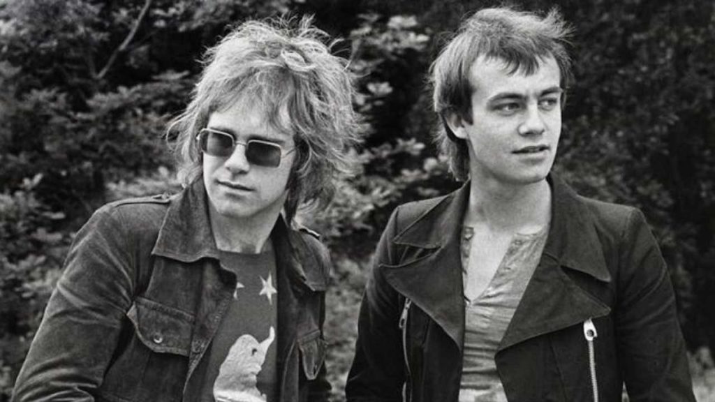 El letrista de Elton John elige su colaboración más destacada y revela los secretos detrás de su éxito