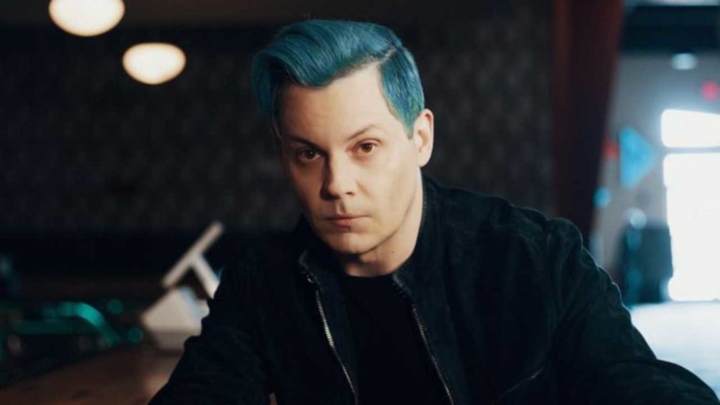 Jack White responde a las críticas sobre la duración de sus presentaciones y defiende su visión del rock and roll