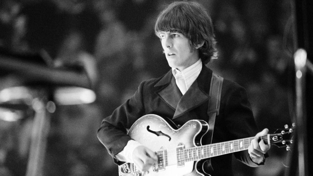 George Harrison afirmó que su canción "I Feel Fine" inspiró a Jimi Hendrix a utilizar el feedback en su música
