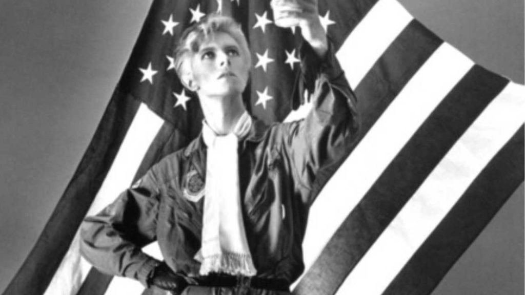 A 50 años de su lanzamiento, recordamos el álbum con el que David Bowie reinventó su sonido, abandonando el glam rock para sumergirse en el soul y el R&B