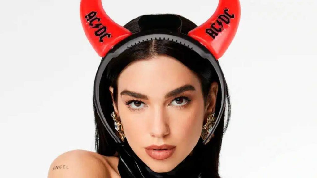 Dua Lipa sorprende a sus fans con una versión rockera de un clásico de AC/DC