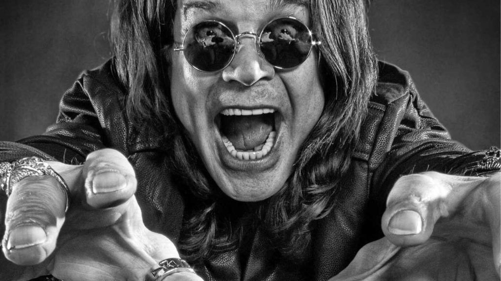 Ozzy Osbourne revela la profunda influencia de The Beatles en su vida y cómo la canción "The Long and Winding Road" simboliza el fin de una era dorada