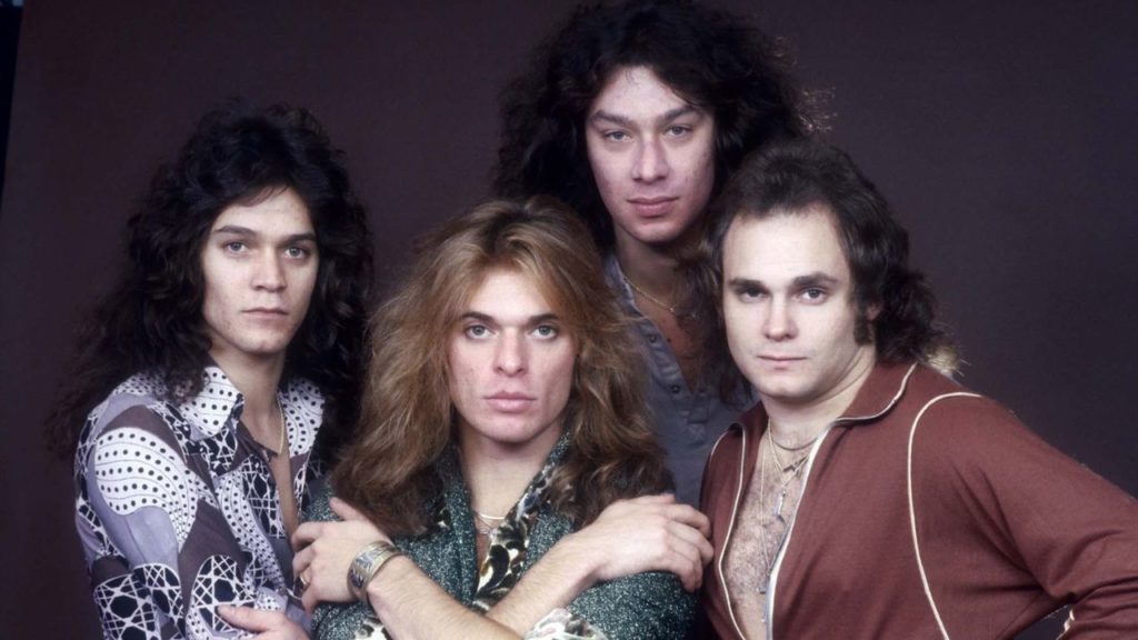 La historia detrás de uno de los himnos más icónicos de Van Halen, desde una improvisación de David Lee Roth