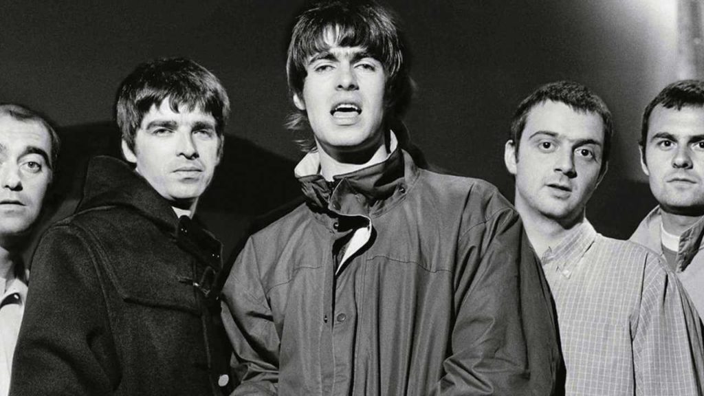 La inteligencia artificial elige el icónico himno de Oasis como la peor canción de Rock, generando controversia y debate en las redes sociales