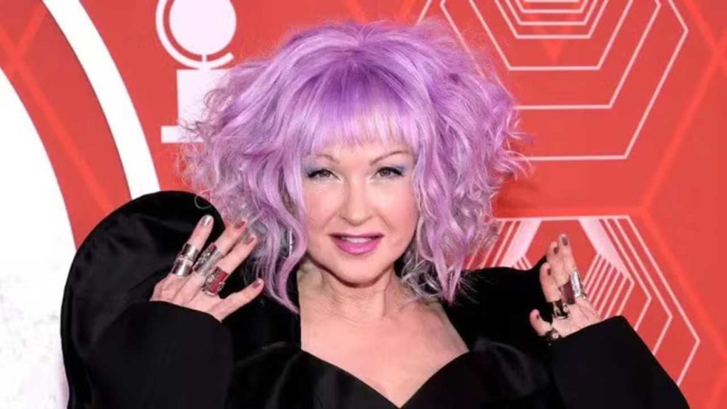 Cyndi Lauper agradece a sus heroínas y fans por este honor