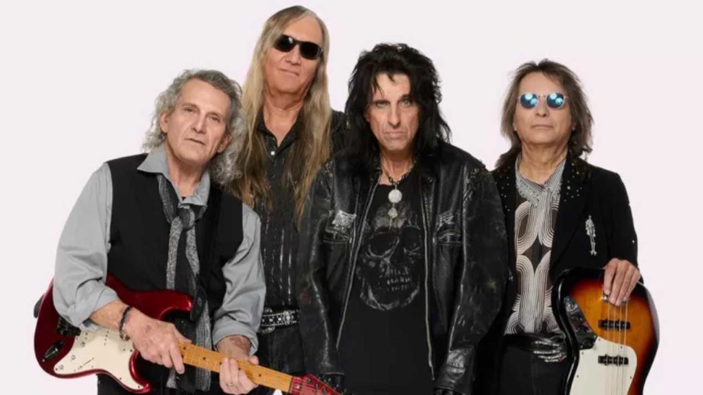 La formación primigenia de Alice Cooper, esa que cimbró los cimientos del rock hace más de medio siglo