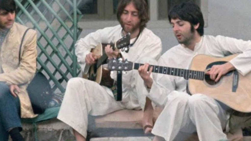 El viaje de The Beatles a la India inspiró dos canciones de Lennon y McCartney