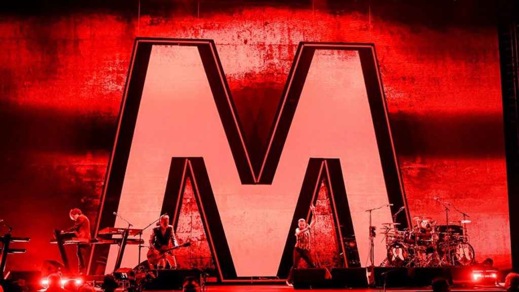 "Depeche Mode: M" fusiona la pasión de casi 200,000 fans en la Ciudad de México