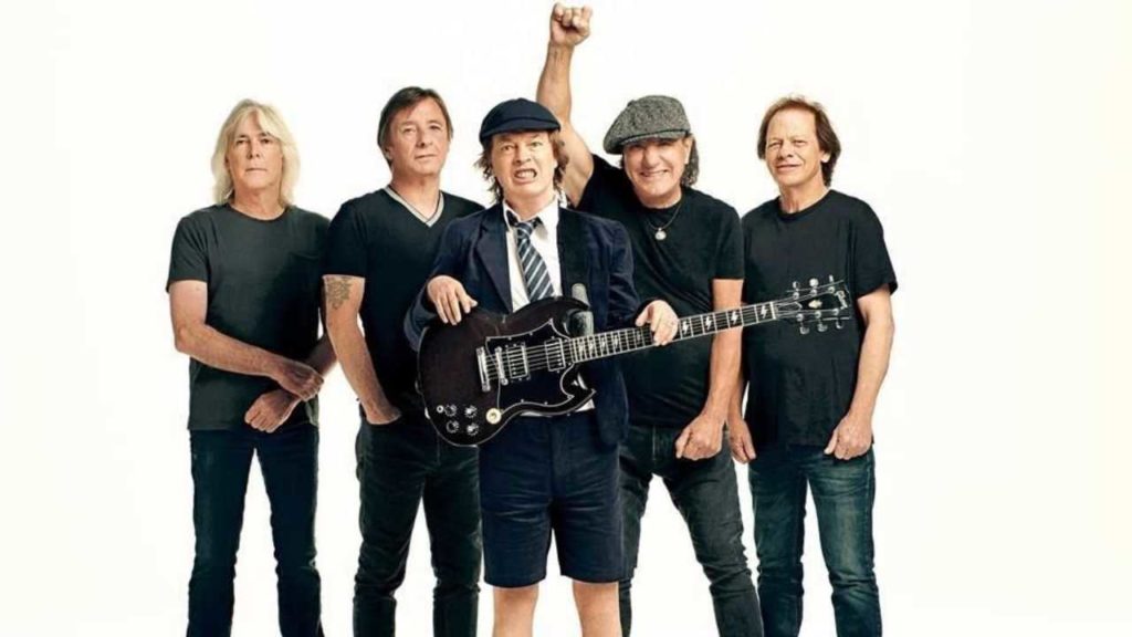 AC/DC aún tiene poder, pero el tiempo no perdona