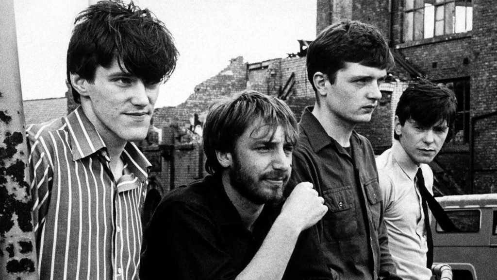 Joy Division y la fragilidad de Ian Curtis en su última noche