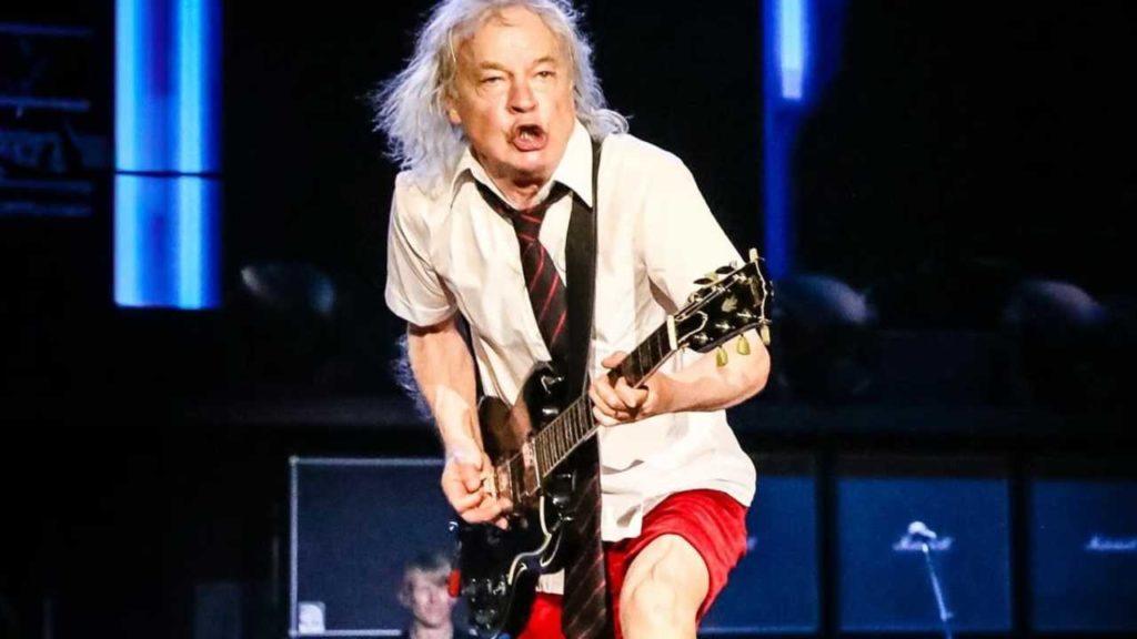 Angus Young: “Thunderstruck tiene una complejidad implacable”