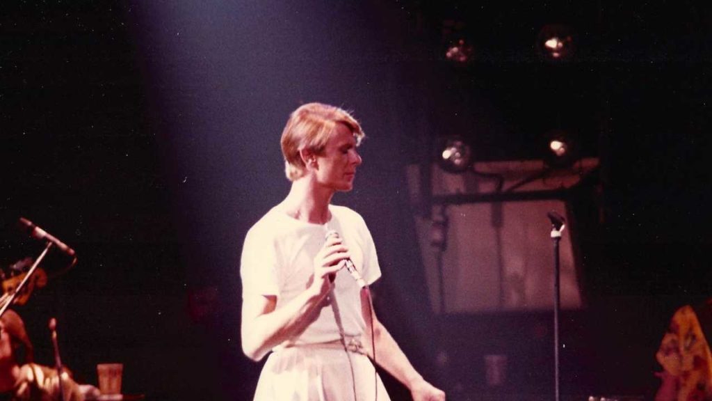 La conexión de David Bowie y John Lennon: una fusión explosiva