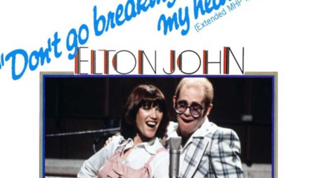 Un video improvisado de Elton John que se volvió parte de la historia del pop
