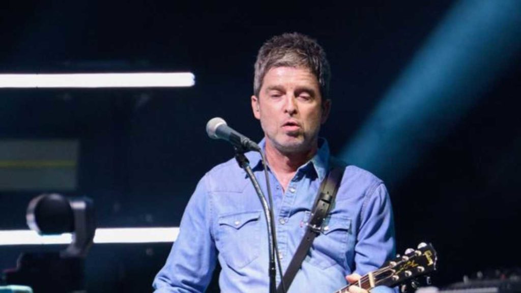Oasis revive su leyenda en Cardiff con emotivo setlist