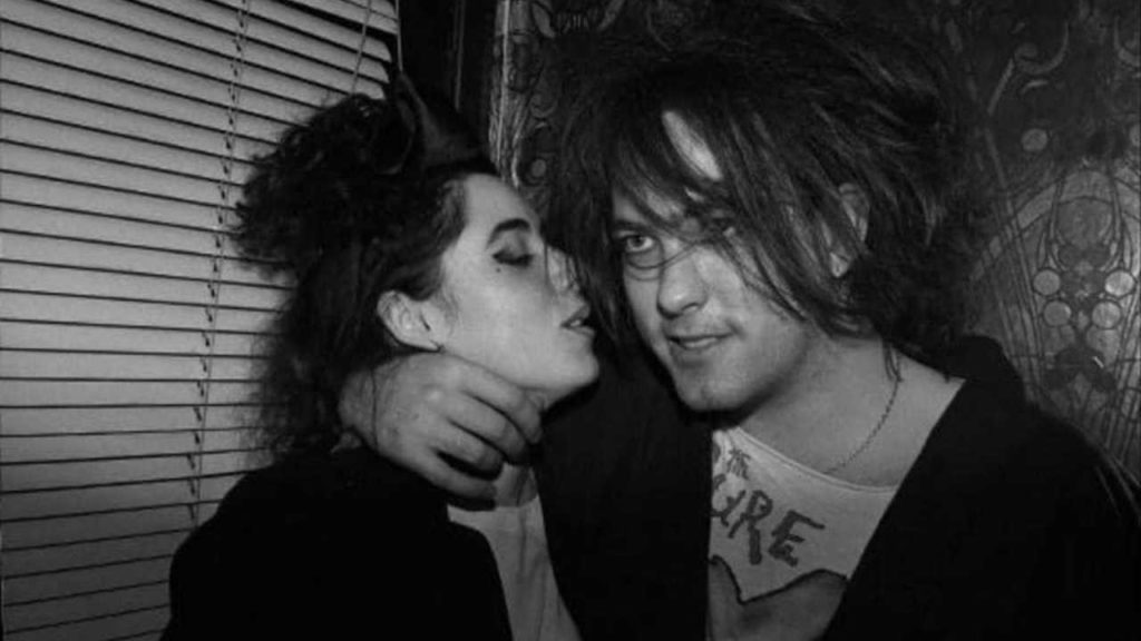 Robert Smith y "Lovesong": un éxito nacido del amor