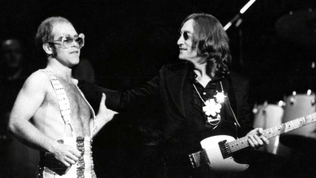 Elton John comparte confidencias, humor y aquel episodio con Andy Warhol