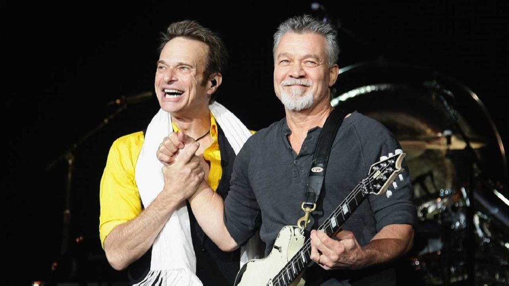 Humor y misticismo de David Lee Roth sobre Sammy Hagar y el espectro de Van Halen