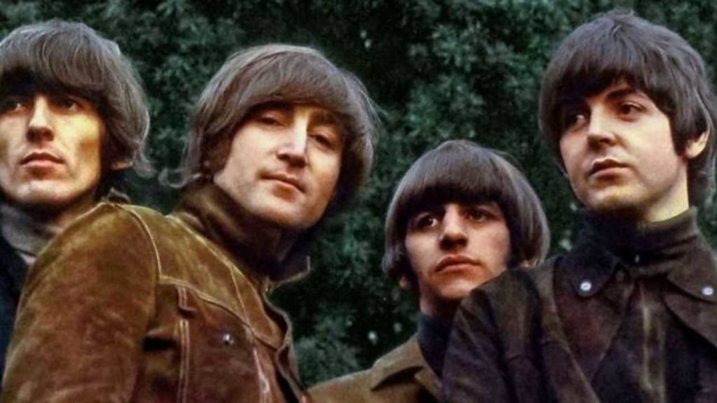 The Beatles y su revolución sonora: del pop inocente a la psicodelia total