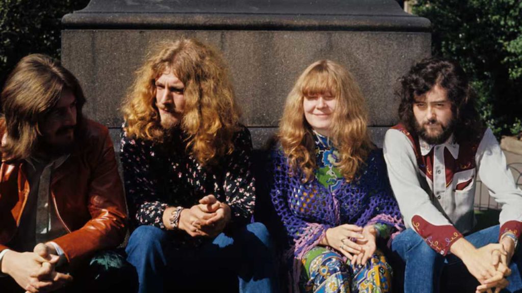 Robert Plant, sus influencias y la huella de Elvis Presley