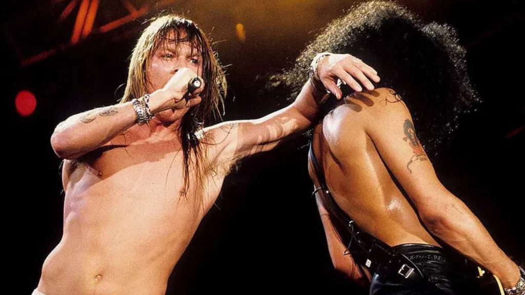 Guns N’ Roses mantiene vivo el espíritu de los 90