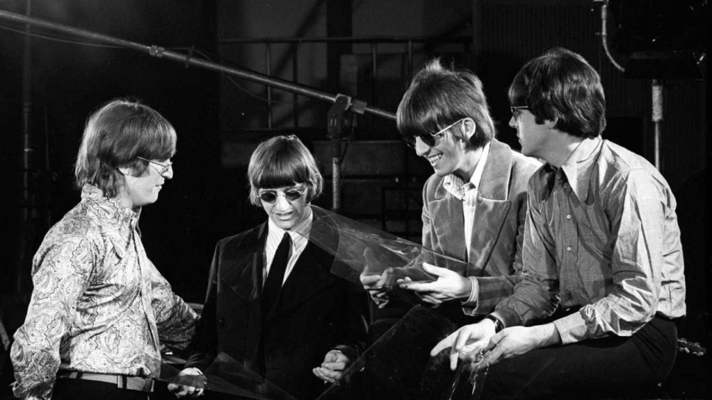 The Beatles dominan nuevamente los rankings