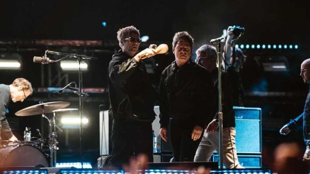 Oasis enfrenta el reto de condensar una historia demasiado grande