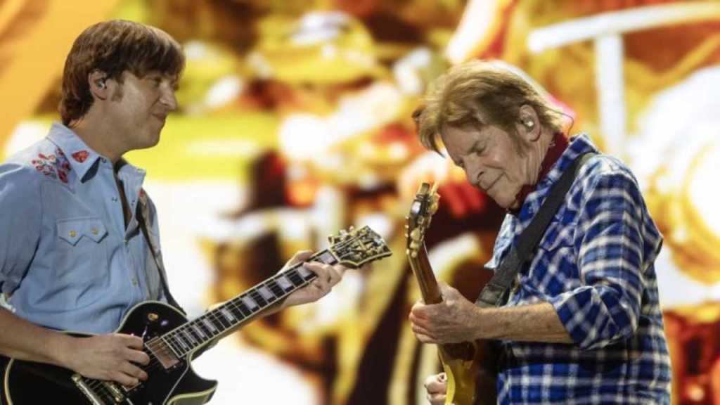 John Fogerty revive el espíritu de Creedence en el Vive Latino