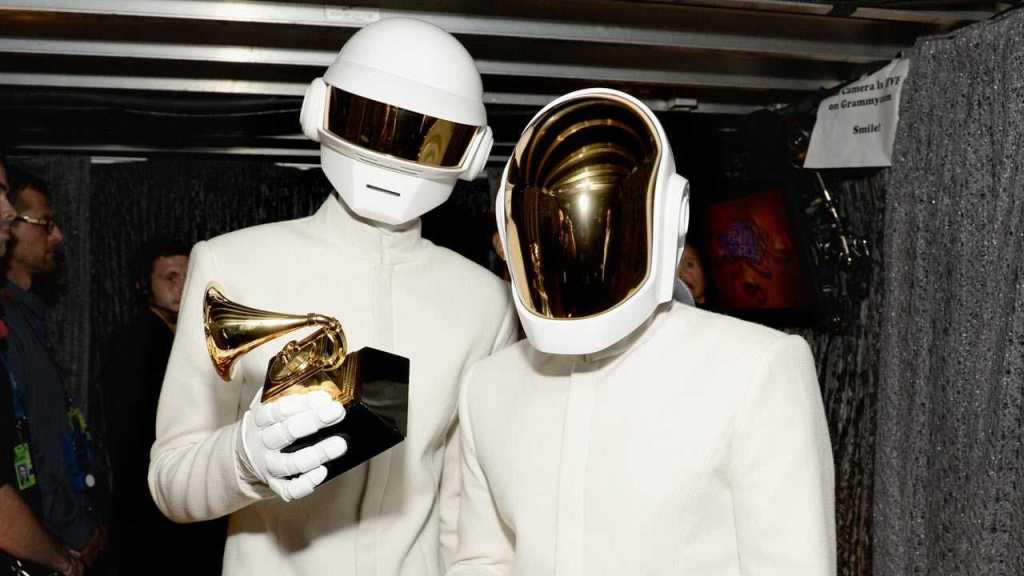 Daft Punk y las señales que alimentan rumores de regreso