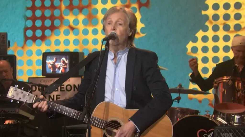 Paul McCartney sorprendió a los fans al modificar una vieja tradición beatle