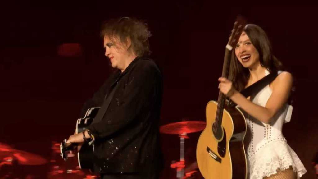 Robert Smith fortalece su vínculo con una nueva generación