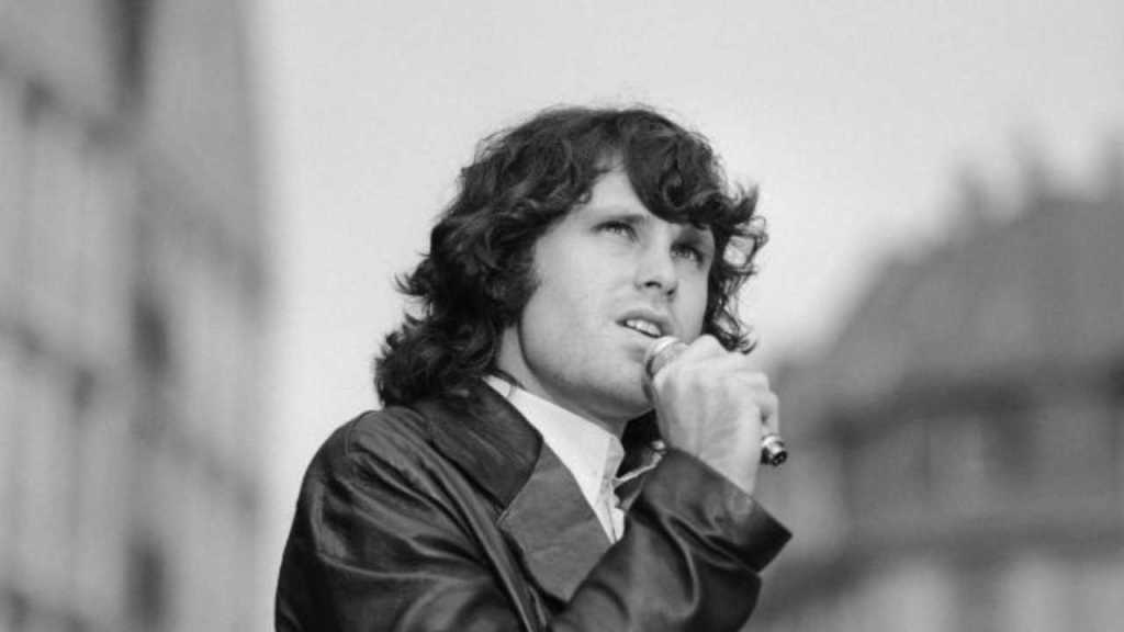 Jim Morrison convirtió una prohibición en una escena histórica