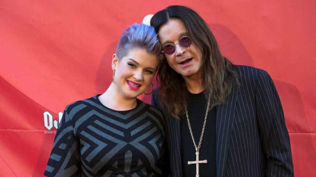 Kelly Osbourne mantiene vivo el recuerdo de Ozzy