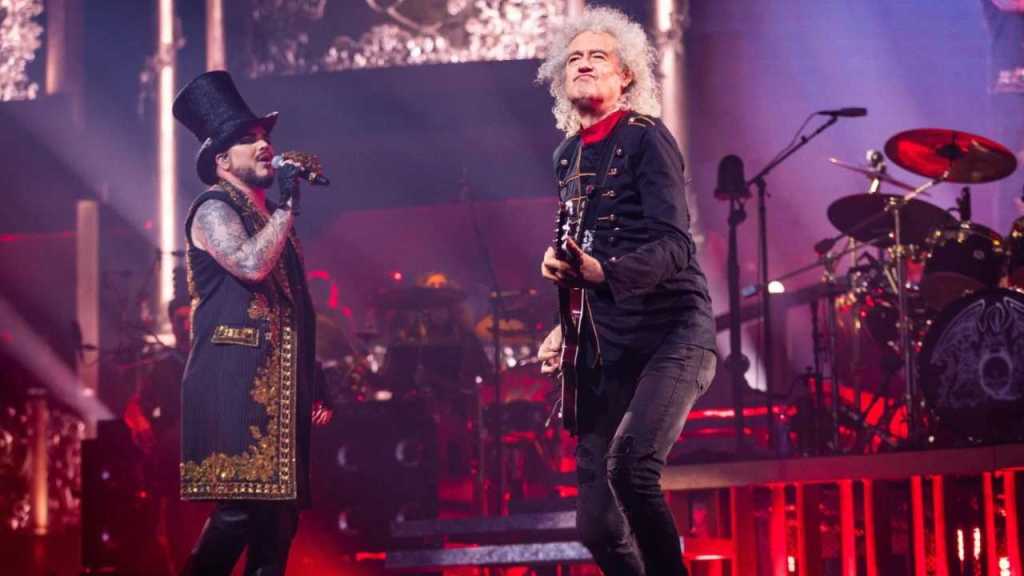 Roger Taylor deja abierta la posibilidad de volver a tocar con Adam Lambert