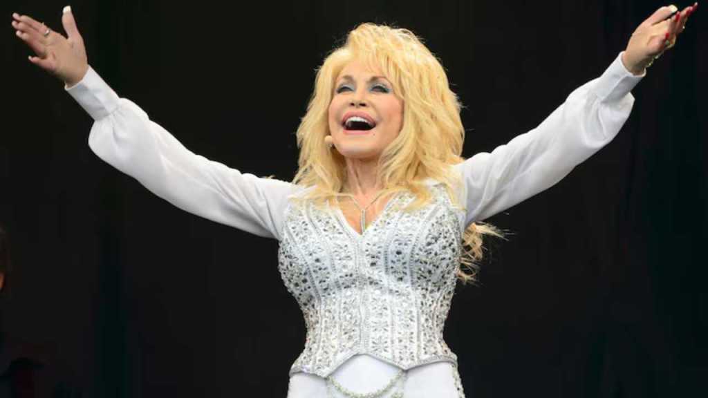 Dolly Parton y las acusaciones contra su antiguo jefe de seguridad